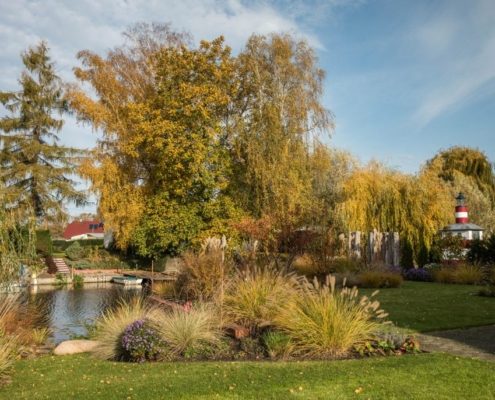 Staudenbepflanzung im Herbst